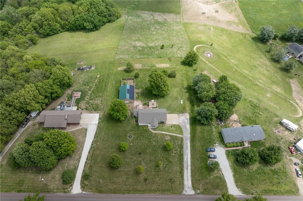 3111 Southwest Lane Road St. Joseph, MO 64504 - Photo 12 of 47