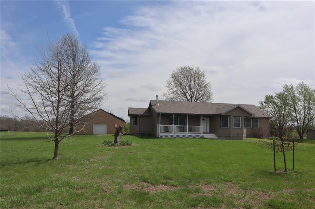 3111 Southwest Lane Road St. Joseph, MO 64504 - Photo 2 of 6