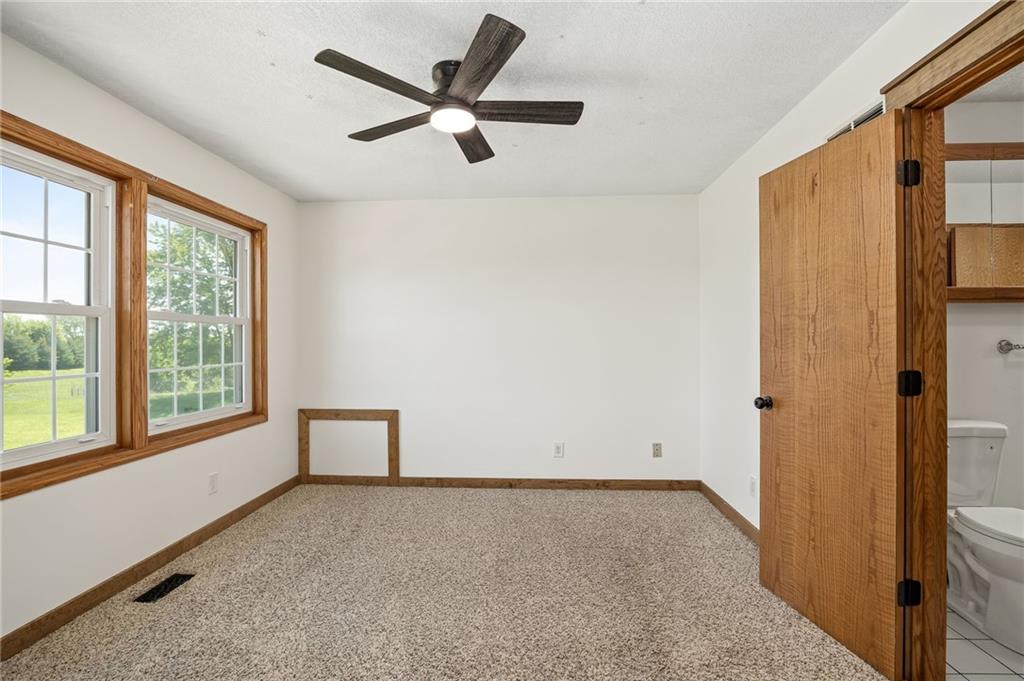3111 Southwest Lane Road St. Joseph, MO 64504 - Photo 32 of 47