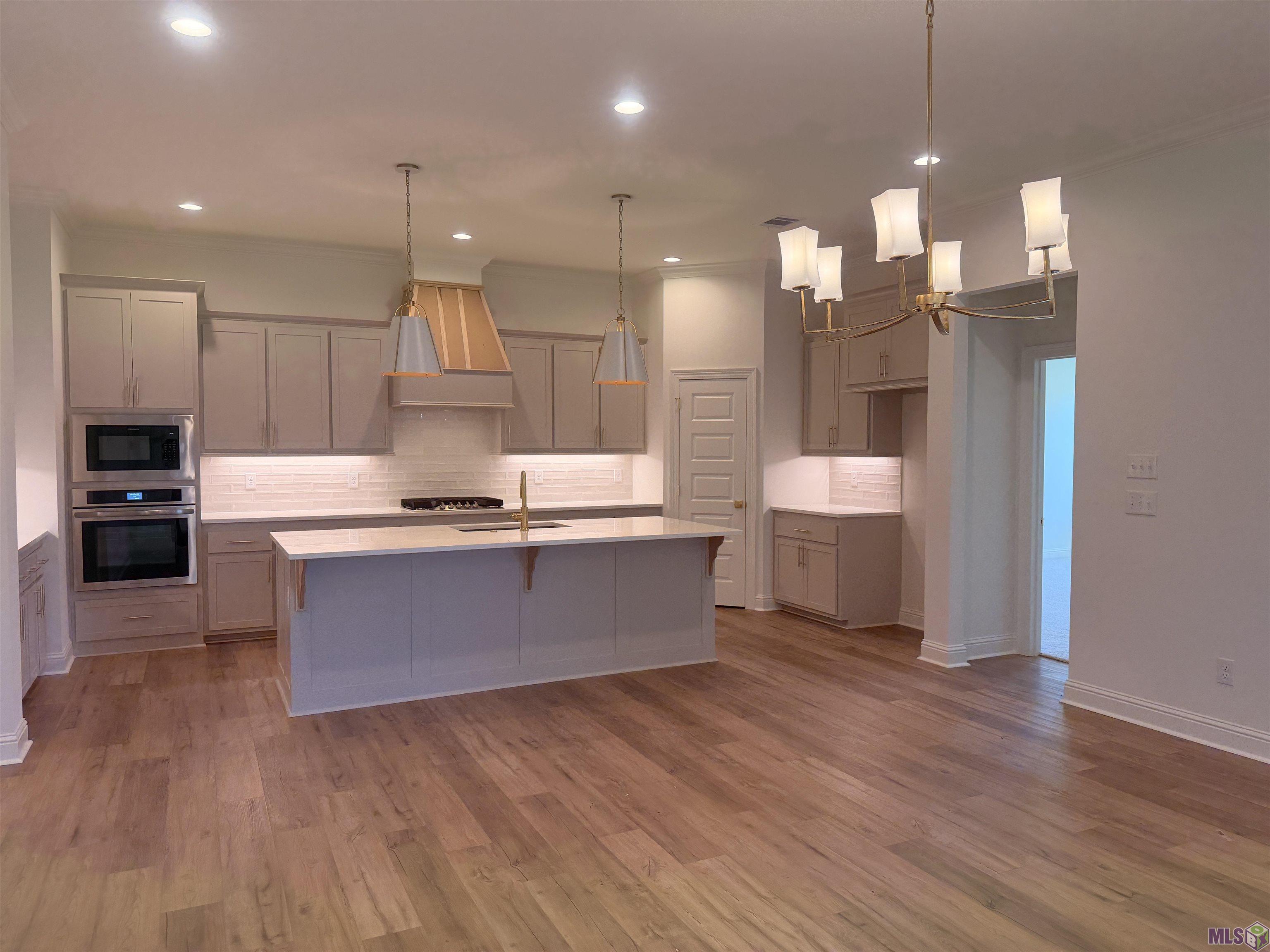 21457 Blue Fin Drive Springfield, LA 70462 - Photo 6 of 57