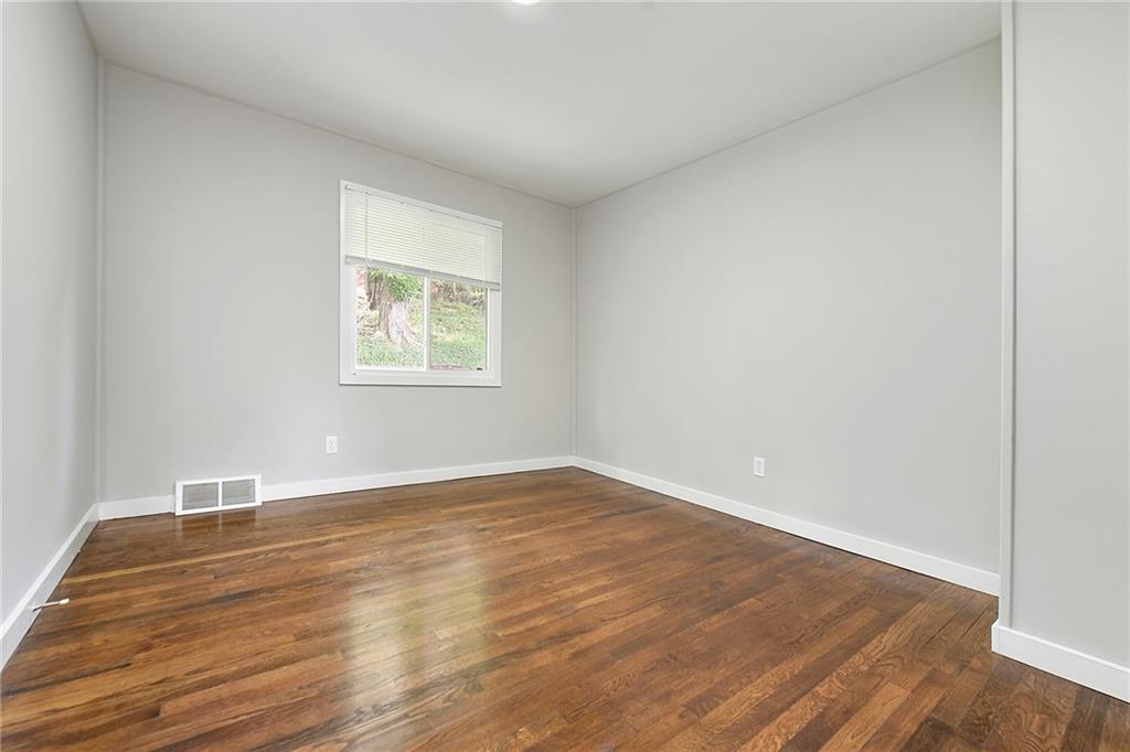 614 Springdale Drive Pittsburgh, PA 15235 - Photo 19 of 31 wooden floor in an empty room