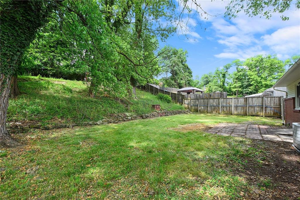 614 Springdale Drive Pittsburgh, PA 15235 - Photo 29 of 31 a view of yard with green space