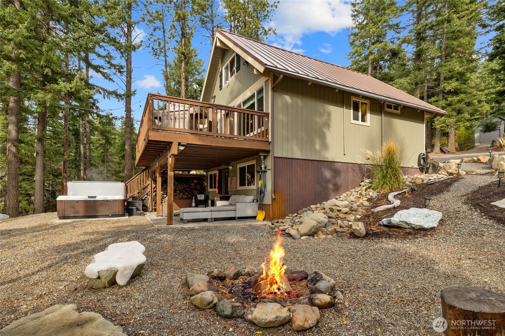 110 Deer Point Lane Ronald, WA 98940 - Photo 29 of 40 a front view of a house with a yard