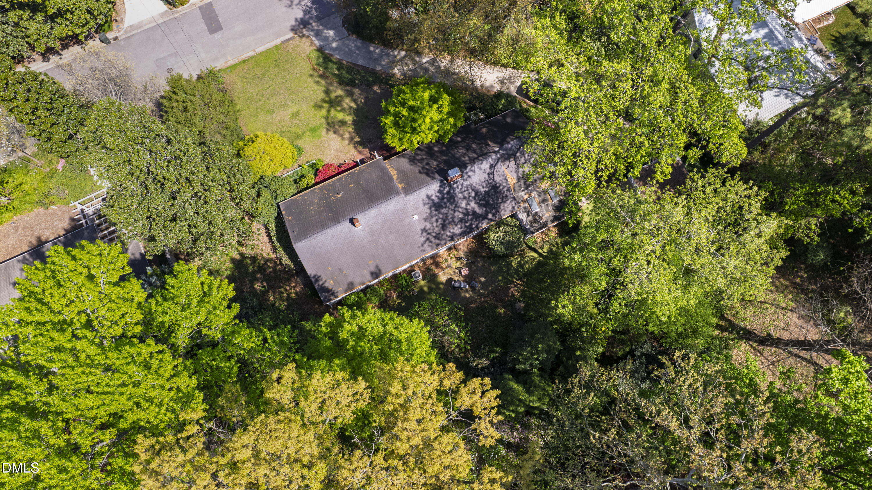 2667 Davis Street Raleigh, NC 27608 - Photo 3 of 18 Davis (14)