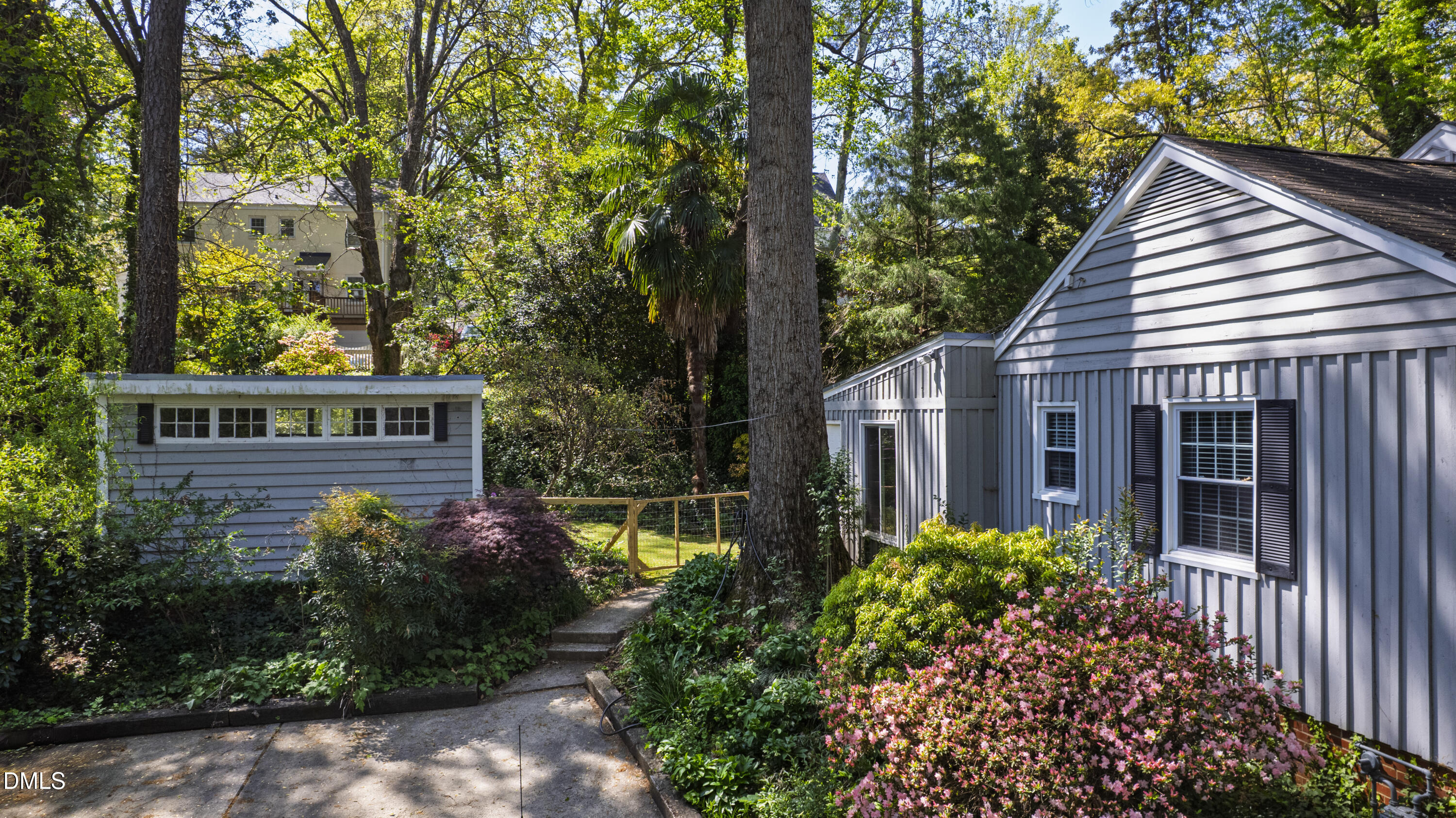 2667 Davis Street Raleigh, NC 27608 - Photo 10 of 18 Davis (4)
