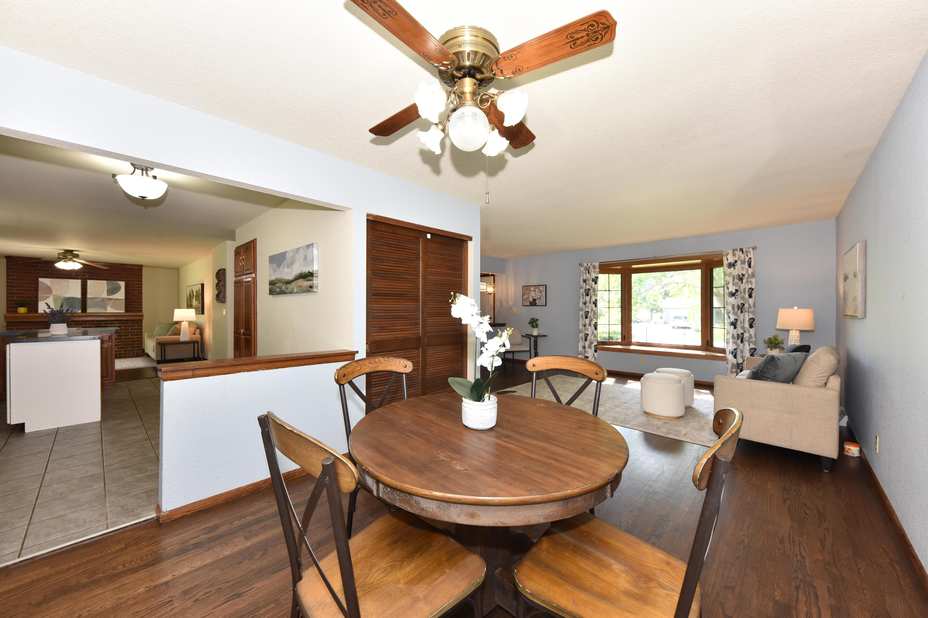 36640 Prairie Drive Summit, WI 53066 - Photo 11 of 30 Kitchen, Dining Room & Living Room