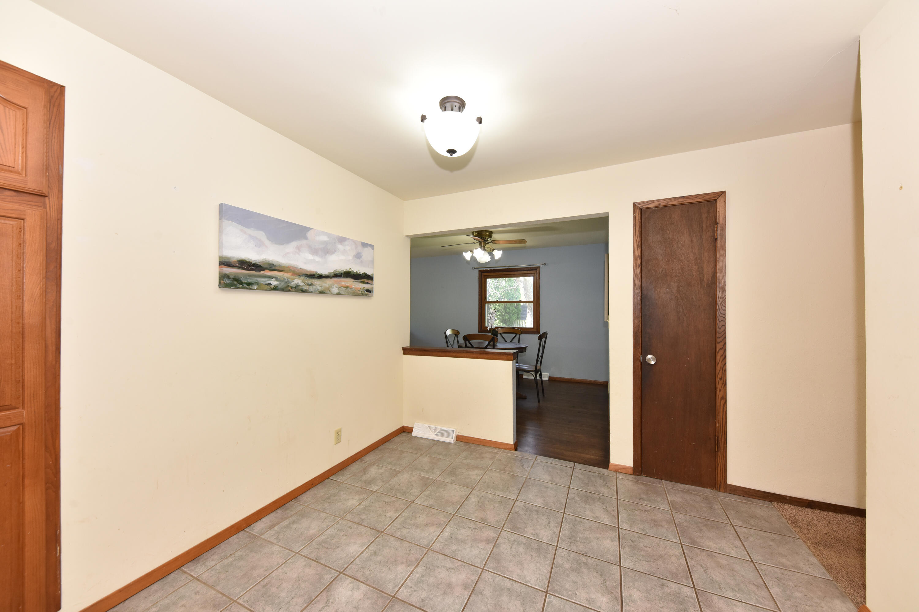 36640 Prairie Drive Summit, WI 53066 - Photo 12 of 30 Kitchen 1