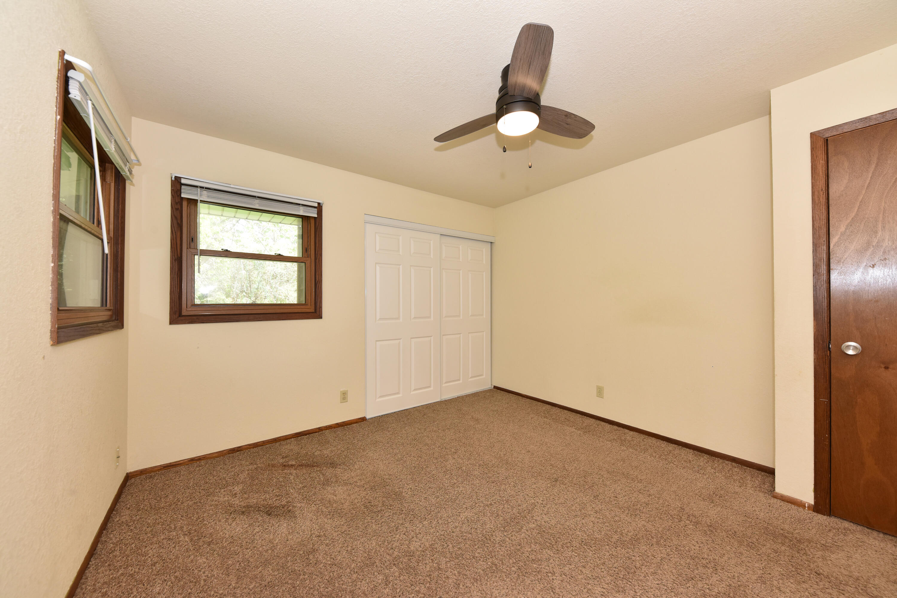 36640 Prairie Drive Summit, WI 53066 - Photo 21 of 30 2nd Bedroom