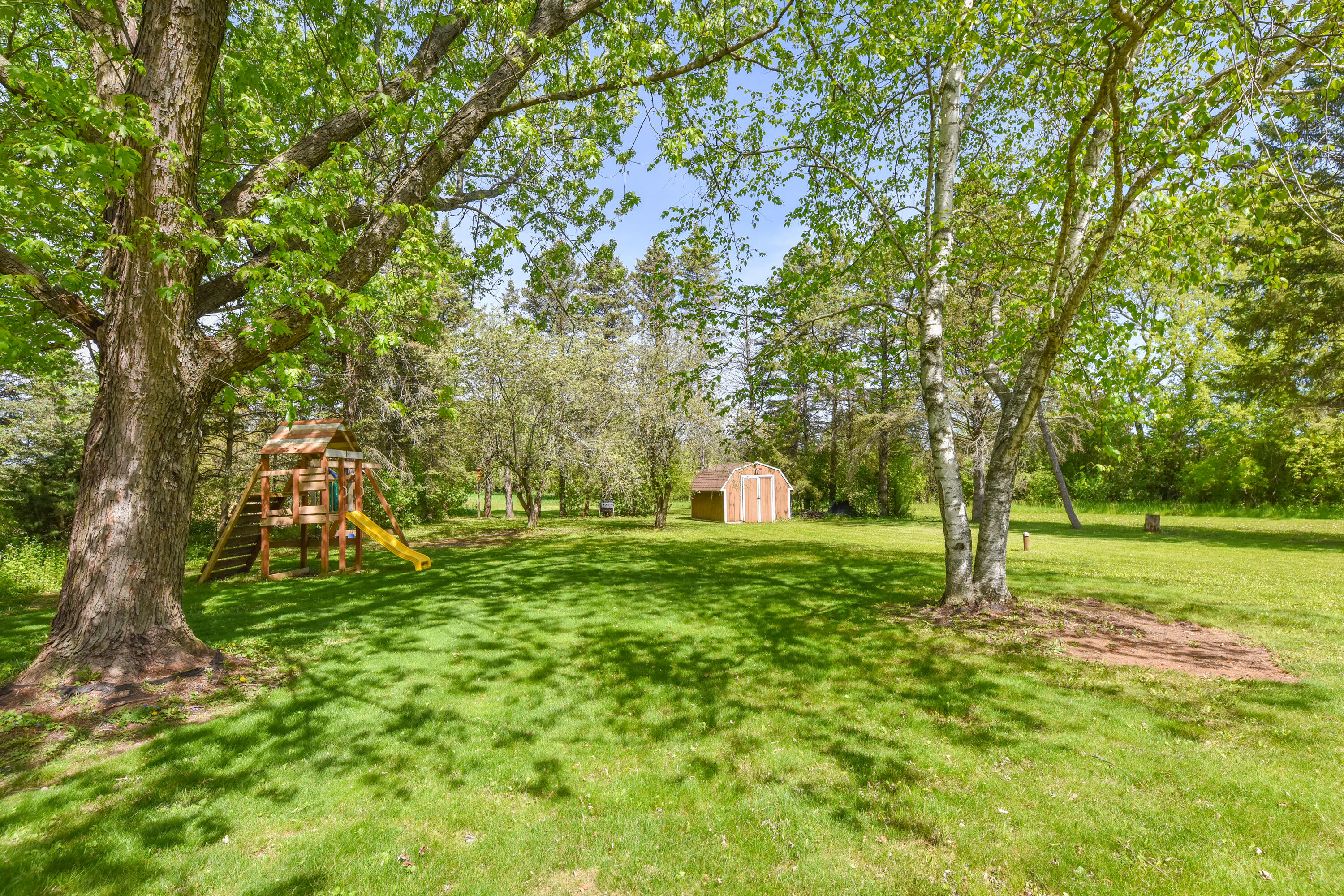 36640 Prairie Drive Summit, WI 53066 - Photo 28 of 30 Back Yard 2