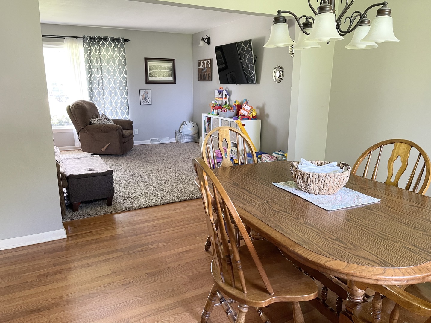 2561 East 259th Road Peru, IL 61354 - Photo 12 of 26 a view of a dining room with furniture and wooden floor