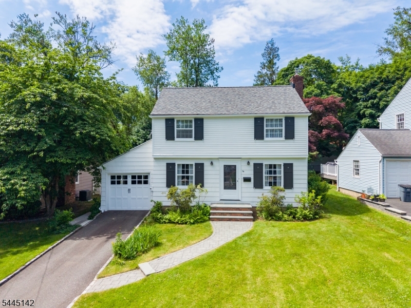 34 Colfax Road Springfield, NJ 07081 - Photo 5 of 26