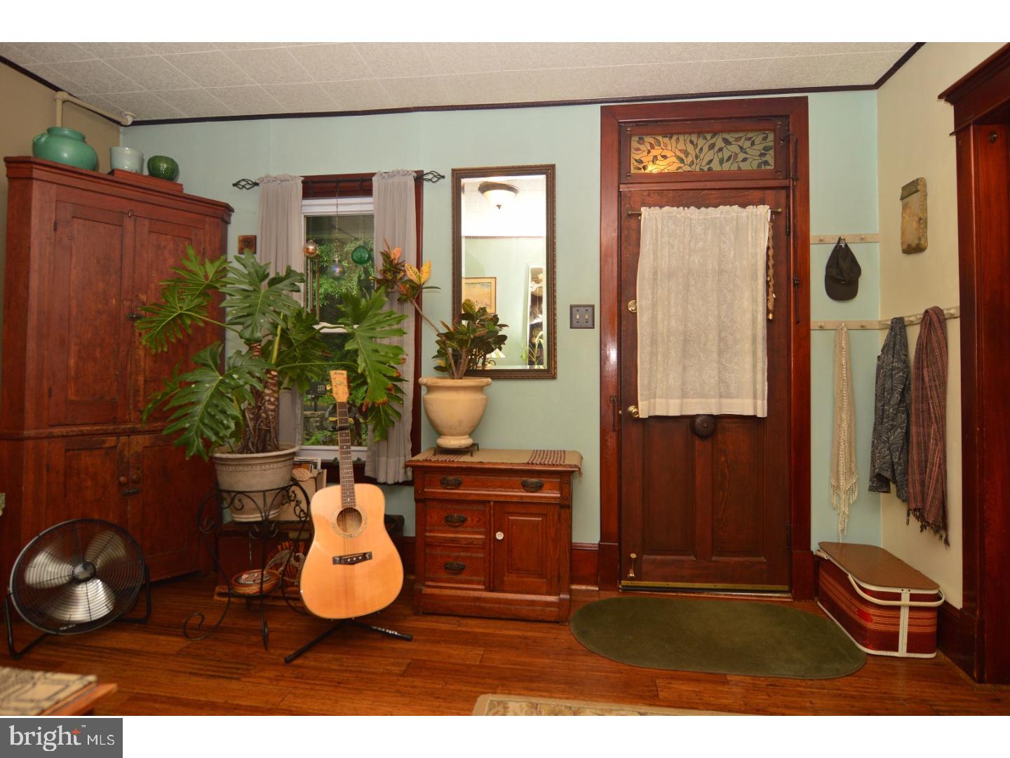 2650 Hill Road Reading, PA 19606 - Photo 3 of 25 Dining Room