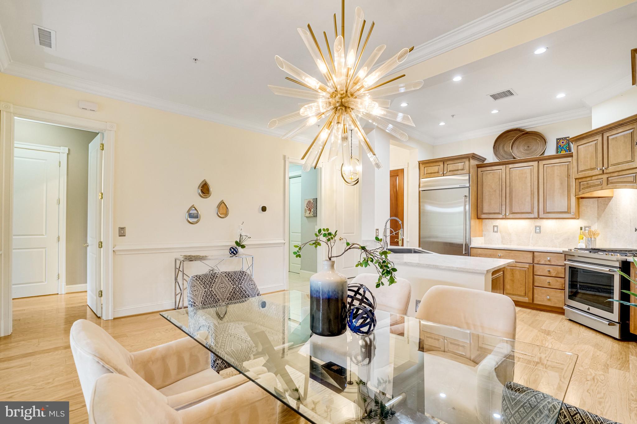 2801 Langston Boulevard, Unit 305 Arlington, VA 22201 - Photo 13 of 38