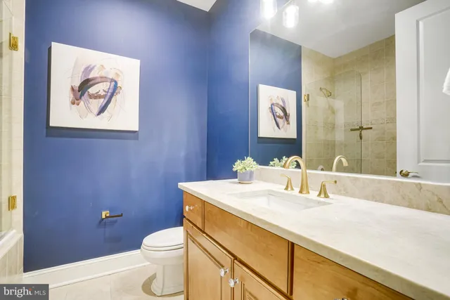 $950,000 | 2801 Langston Boulevard, Unit 305, Arlington, VA 22201