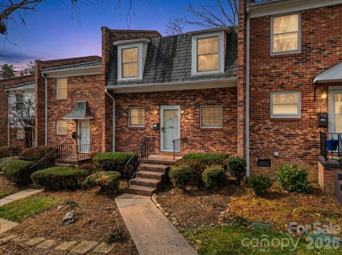 1409 Kensington Road, Unit B4 Hendersonville, NC 28791 - Photo 2 of 35