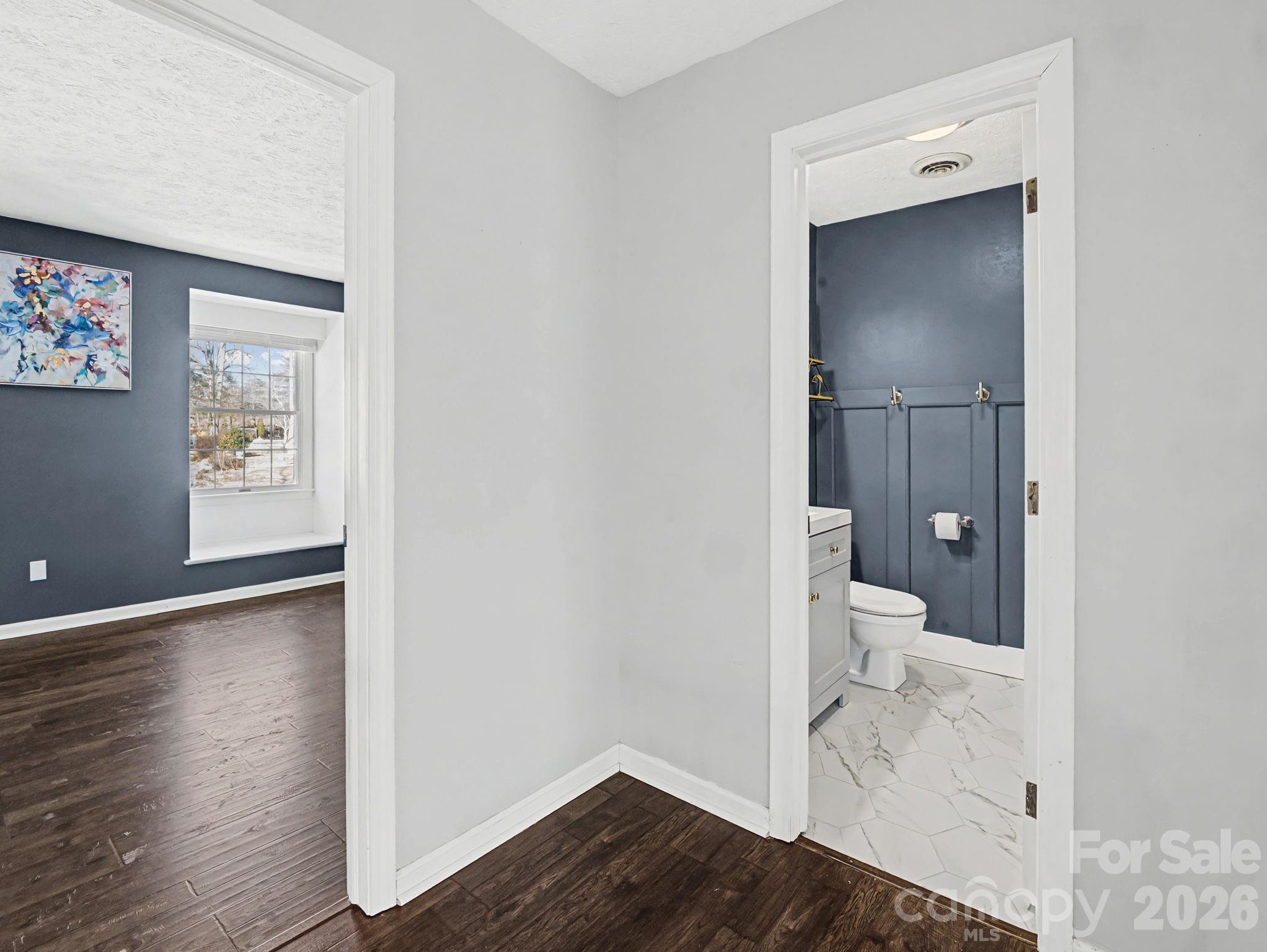 1409 Kensington Road, Unit B4 Hendersonville, NC 28791 - Photo 22 of 35