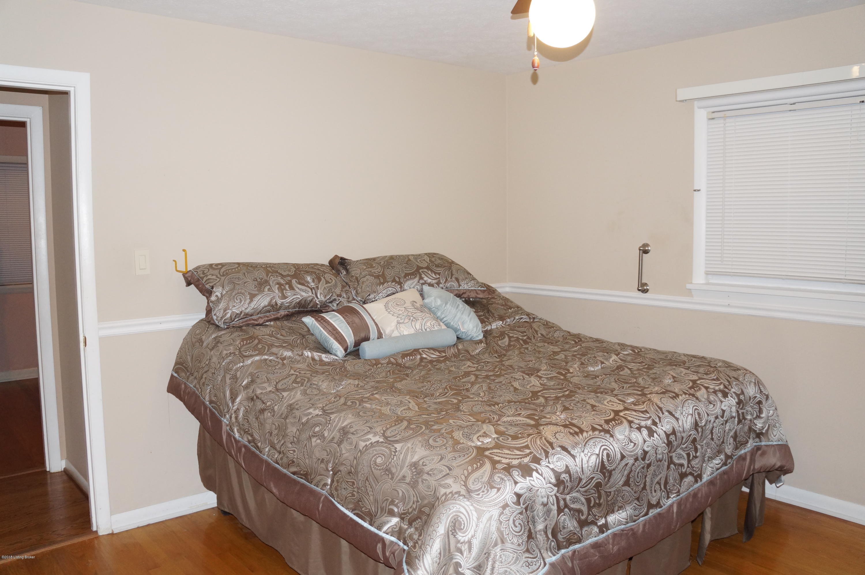 3502 Locklee Road Louisville, KY 40214 - Photo 14 of 16 DSC00388