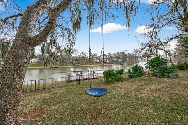 $4,650 | 4910 Waterbeck Street, Fulshear, TX 77441