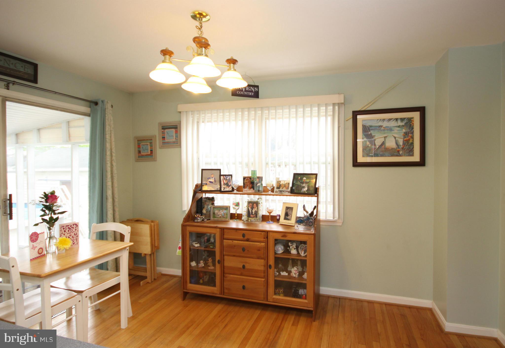 227 Wanda Road Pasadena, MD 21122 - Photo 6 of 26 Dining Room