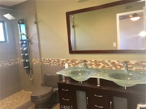 $3,600 | 17807 Devonshire Street, Unit 4, Northridge, CA 91325