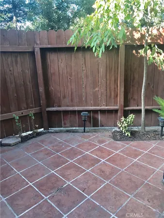$3,600 | 17807 Devonshire Street, Unit 4, Northridge, CA 91325
