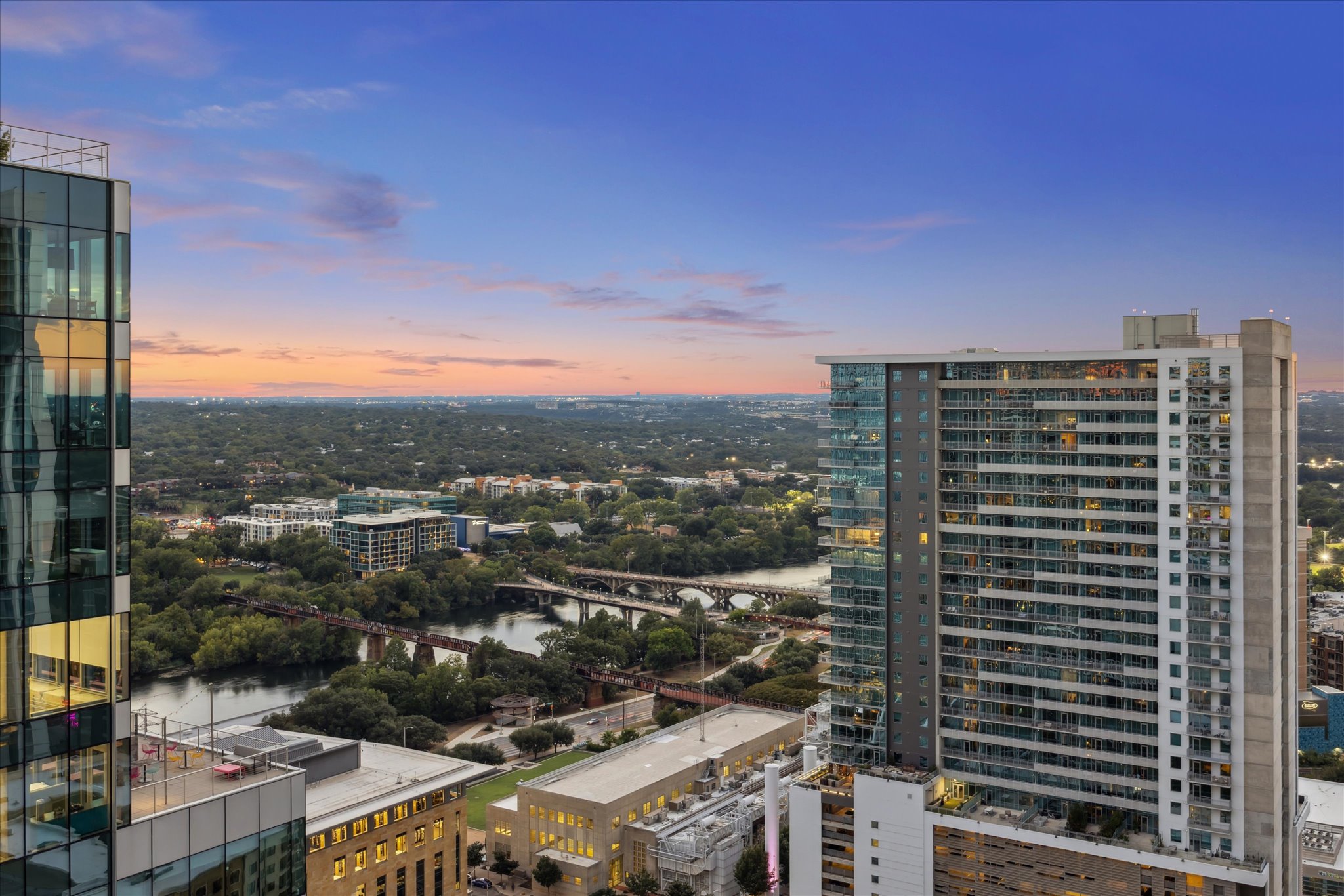 360 Nueces Street, Unit 2802 Austin, TX 78701 - Photo 3 of 40 Enjoy beautiful sunset and Lady Bird Lake views
