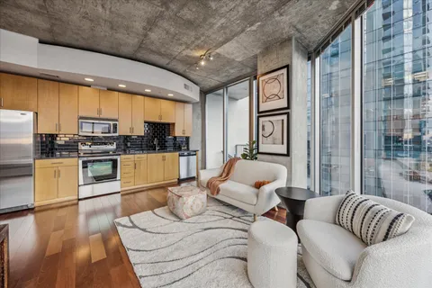 $699,000 | 360 Nueces Street, Unit 2802, Austin, TX 78701