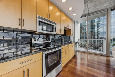 $699,000 | 360 Nueces Street, Unit 2802, Austin, TX 78701