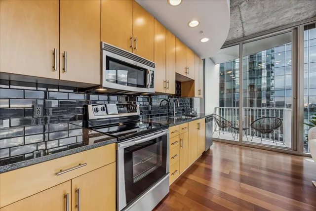 $749,000 | 360 Nueces Street, Unit 2802, Austin, TX 78701