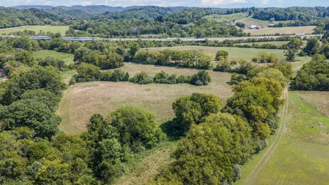 $15,000,000 | 1935 Thompson's Station Road West, Thompson's Station, TN 37179