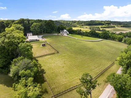 $15,000,000 | 1935 Thompson's Station Road West, Thompson's Station, TN 37179