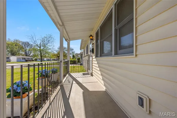 $280,000 | 1100 Keeven Lane, Florissant, MO 63031
