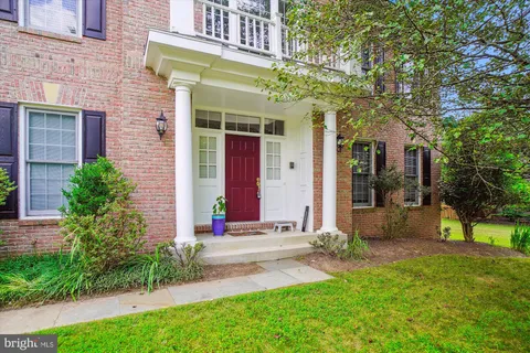 $1,275,000 | 3920 Arbor Crest Way, Rockville, MD 20853