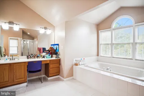 $1,275,000 | 3920 Arbor Crest Way, Rockville, MD 20853