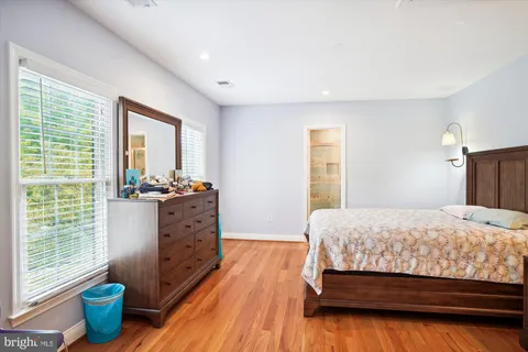 $1,275,000 | 3920 Arbor Crest Way, Rockville, MD 20853