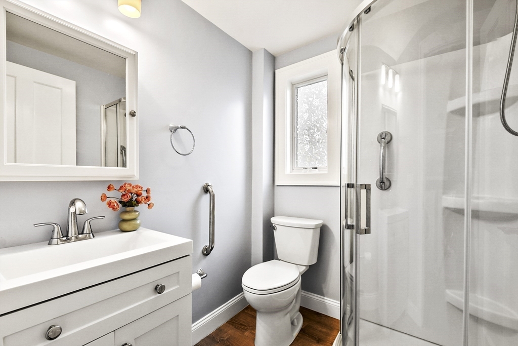 12 Bradford Terrace Everett, MA 02149 - Photo 13 of 28