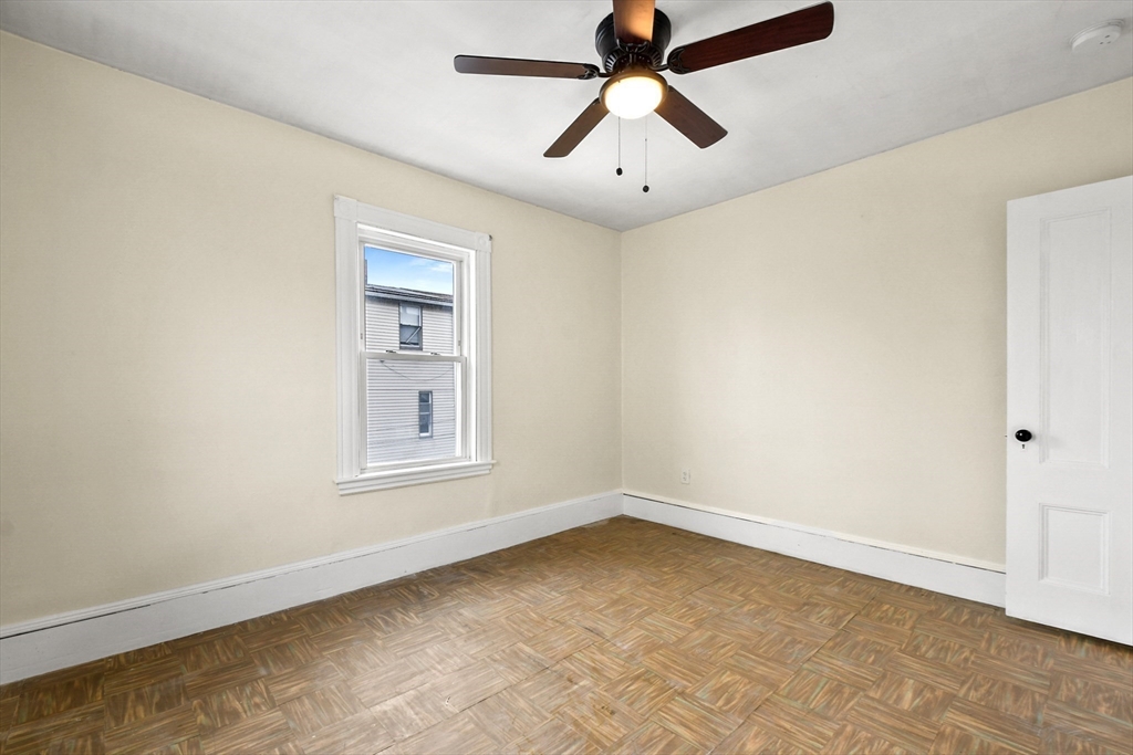 12 Bradford Terrace Everett, MA 02149 - Photo 16 of 28