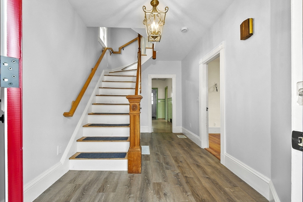 12 Bradford Terrace Everett, MA 02149 - Photo 2 of 28