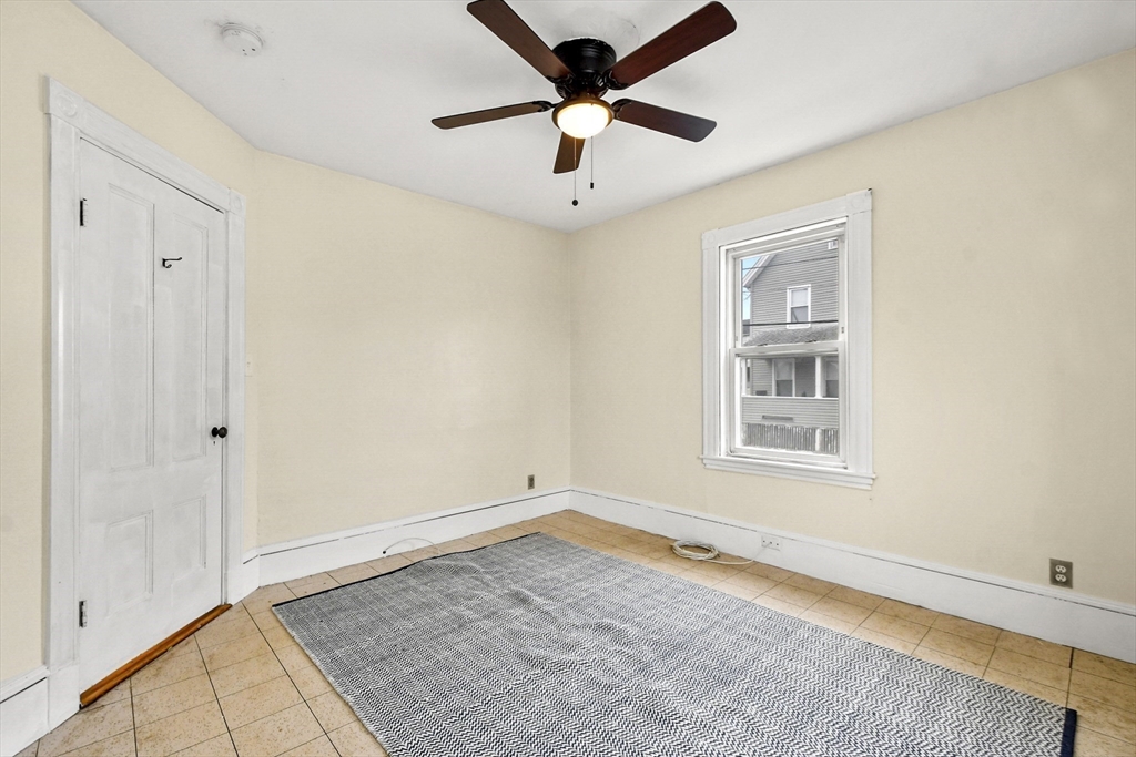 12 Bradford Terrace Everett, MA 02149 - Photo 21 of 28