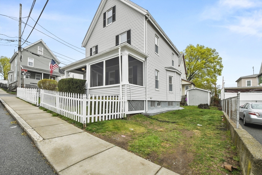 12 Bradford Terrace Everett, MA 02149 - Photo 27 of 28