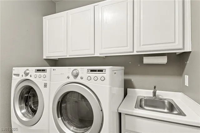 $884,999 | 6311 Buzz Aldrin Drive, Las Vegas, NV 89149