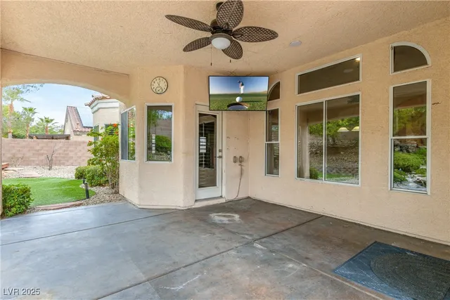 $884,999 | 6311 Buzz Aldrin Drive, Las Vegas, NV 89149