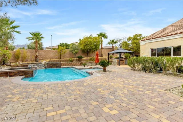 $884,999 | 6311 Buzz Aldrin Drive, Las Vegas, NV 89149