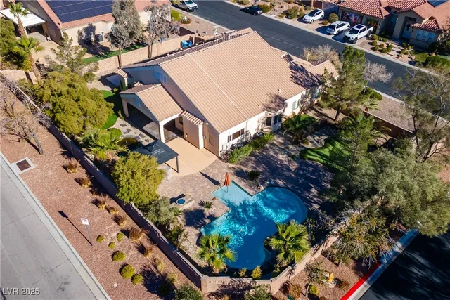 $884,999 | 6311 Buzz Aldrin Drive, Las Vegas, NV 89149