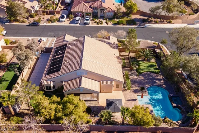 $884,999 | 6311 Buzz Aldrin Drive, Las Vegas, NV 89149