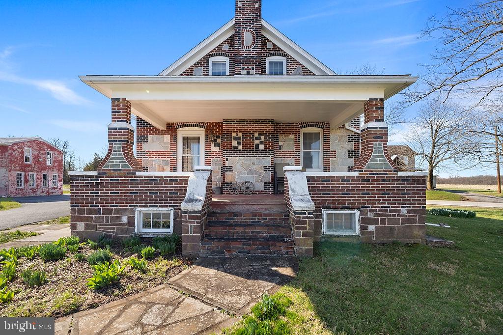 2085 Harney Road Littlestown, PA 17340 - Photo 2 of 50