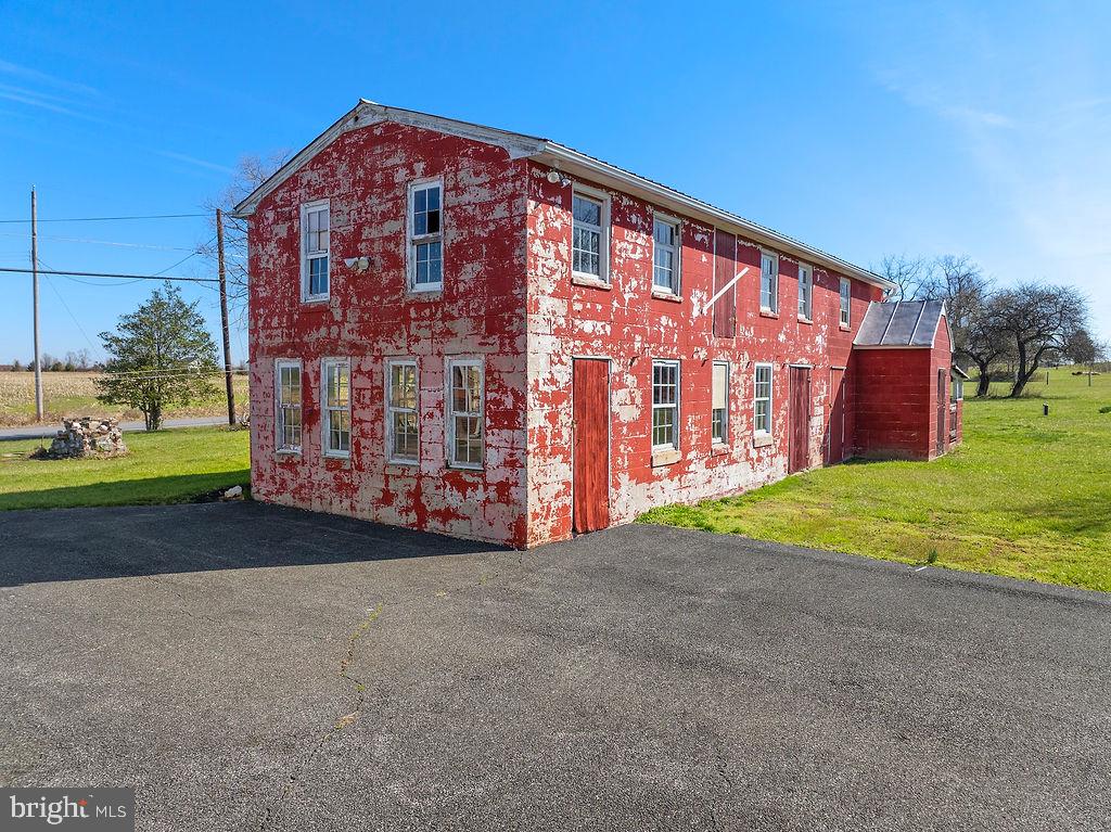 2085 Harney Road Littlestown, PA 17340 - Photo 39 of 50