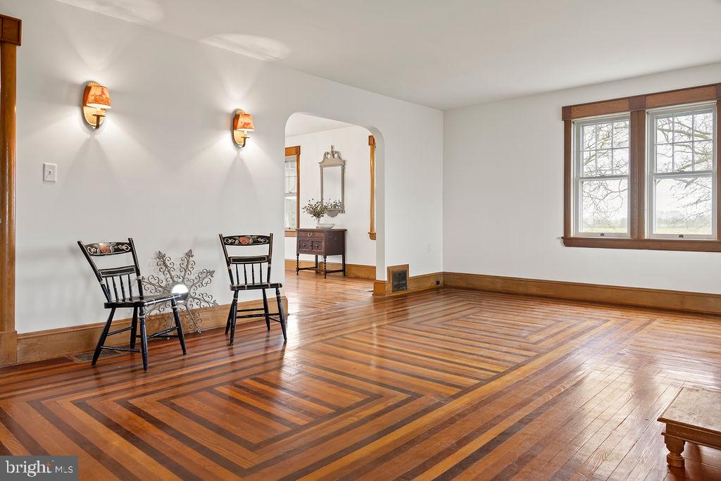 2085 Harney Road Littlestown, PA 17340 - Photo 6 of 50