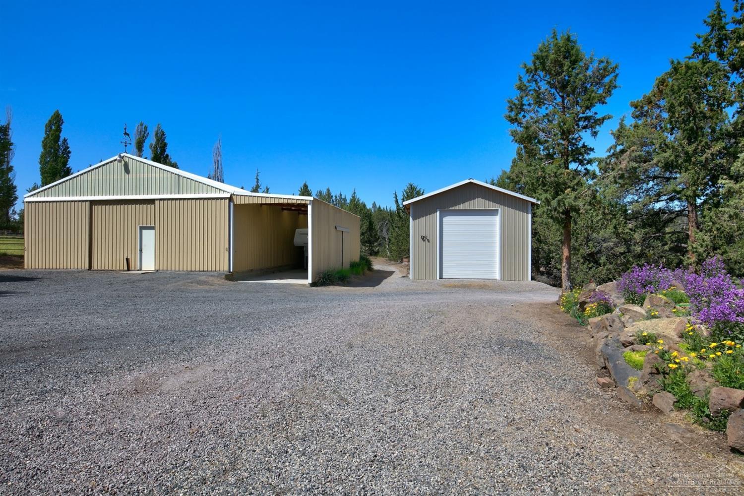 19435 Dayton Road Bend, OR 97703 - Photo 17 of 25 Gallery Image 17
