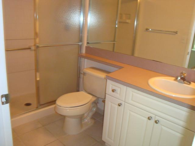 6342 West Sample Road, Unit 6342 Coral Springs, FL 33067 - Photo 14 of 23 Bathroom